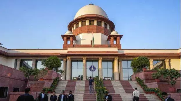 Kerala SIR पर SC का निर्देश, डेडलाइन दो हफ्ते बढ़ाने को कहा