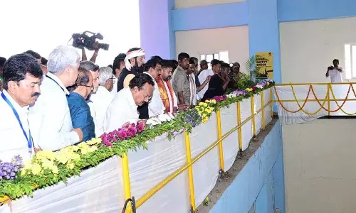 सीएम रेवंत रेड्डी ने बीआरएस द्वारा बनाए गए water projects का उद्घाटन किया