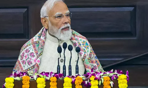 PM मोदी ने तमिल कवि तिरुवल्लुवर को श्रद्धांजलि अर्पित की