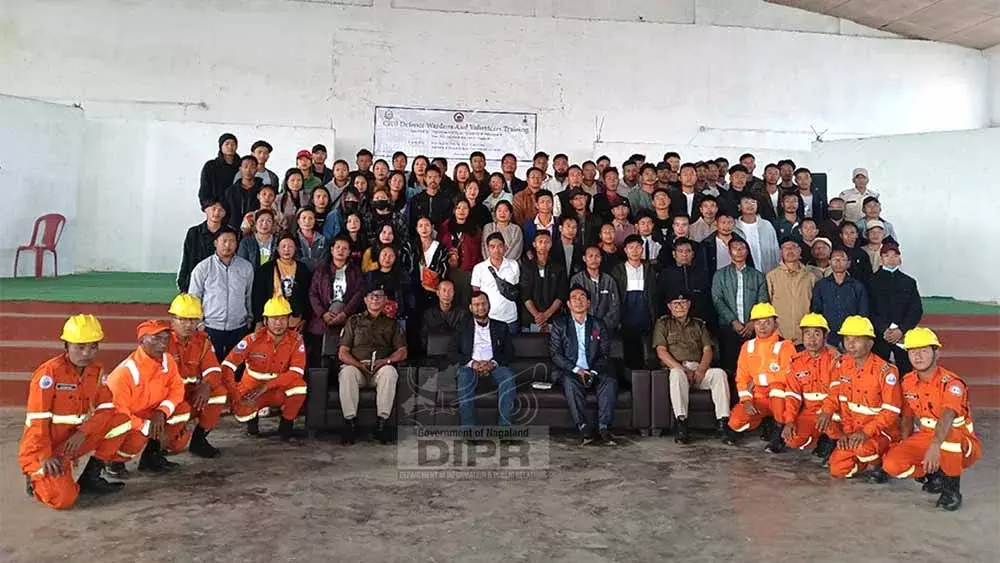 Nagaland : होम गार्ड्स ने मोन के निवासियों के लिए सात दिन की सिविल डिफेंस ट्रेनिंग शुरू Nagaland : होम गार्ड्स ने मोन के निवासियों के लिए सात दिन की सिविल डिफेंस ट्रेनिंग शुरू