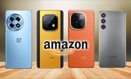 Amazon Republic Day Sale: OnePlus, Samgung, Realme के स्मार्टफोन्स पर बड़ा डिस्काउंट Amazon Republic Day Sale: OnePlus, Samgung, Realme के स्मार्टफोन्स पर बड़ा डिस्काउंट