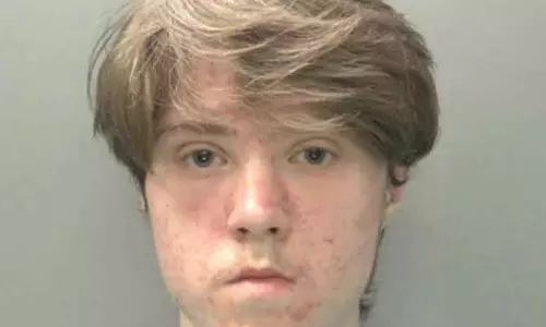 भयानक मंसूबे: ओएसिस रीयूनियन कॉन्सर्ट को दहलाने की धमकी देने वाले British युवक को सजा भयानक मंसूबे: ओएसिस रीयूनियन कॉन्सर्ट को दहलाने की धमकी देने वाले British युवक को सजा