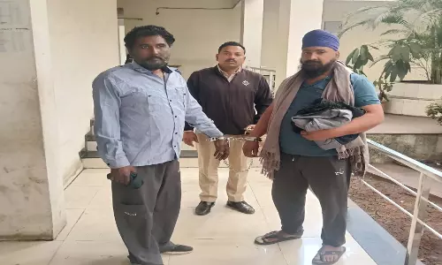 ऑपरेशन निश्चय में बड़ी सफलता, 25.27 ग्राम हेरोईन के साथ दो तस्कर गिरफ्तार ऑपरेशन निश्चय में बड़ी सफलता, 25.27 ग्राम हेरोईन के साथ दो तस्कर गिरफ्तार