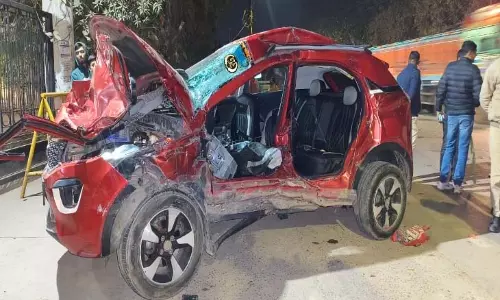 नशे में कार चला रहे युवक के खिलाफ FIR दर्ज, दो युवकों की हुई थी मौत