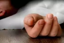 Bihar : पतंग उड़ाने के दौरान बच्चा कुएं में गिरा, मौत Bihar : पतंग उड़ाने के दौरान बच्चा कुएं में गिरा, मौत