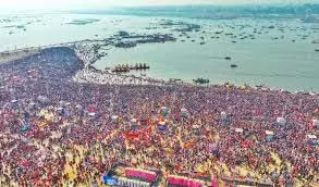 Prayagraj: मौनी अमावस्या के महास्नान की तैयारी,10 हजार पुलिसकर्मी तैनात Prayagraj: मौनी अमावस्या के महास्नान की तैयारी,10 हजार पुलिसकर्मी तैनात