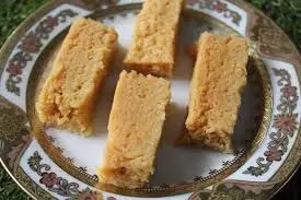 Milk Cake Recipe: बसंत पंचमी पर बनाएं मुंह में घुल जाने वाला मिल्क केक, बहुत सिंपल है रेसिपी Milk Cake Recipe: बसंत पंचमी पर बनाएं मुंह में घुल जाने वाला मिल्क केक, बहुत सिंपल है रेसिपी