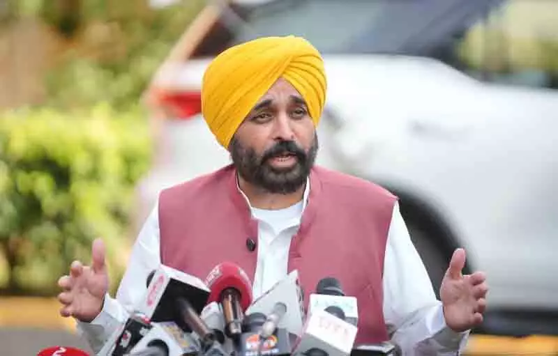 भगवंत मान पहले CM नहीं हैं जिन्हें अकाल तख्त जत्थेदार ने ‘समन’ किया है भगवंत मान पहले CM नहीं हैं जिन्हें अकाल तख्त जत्थेदार ने ‘समन’ किया है