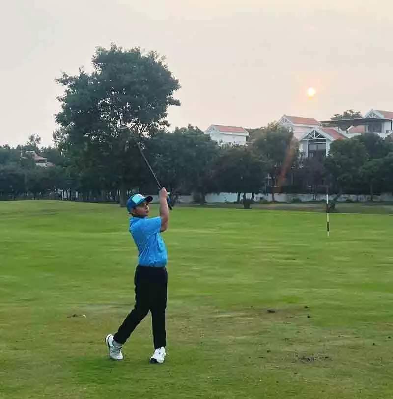 Jalandhar के गोल्फर ने नॉर्थ ज़ोन टूर्नामेंट में चौथा स्थान हासिल किया Jalandhar के गोल्फर ने नॉर्थ ज़ोन टूर्नामेंट में चौथा स्थान हासिल किया
