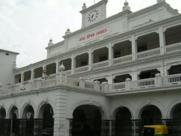 Lucknow: मकान मालिकों पर रखी जाएगी सख्त निगरानी Lucknow: मकान मालिकों पर रखी जाएगी सख्त निगरानी
