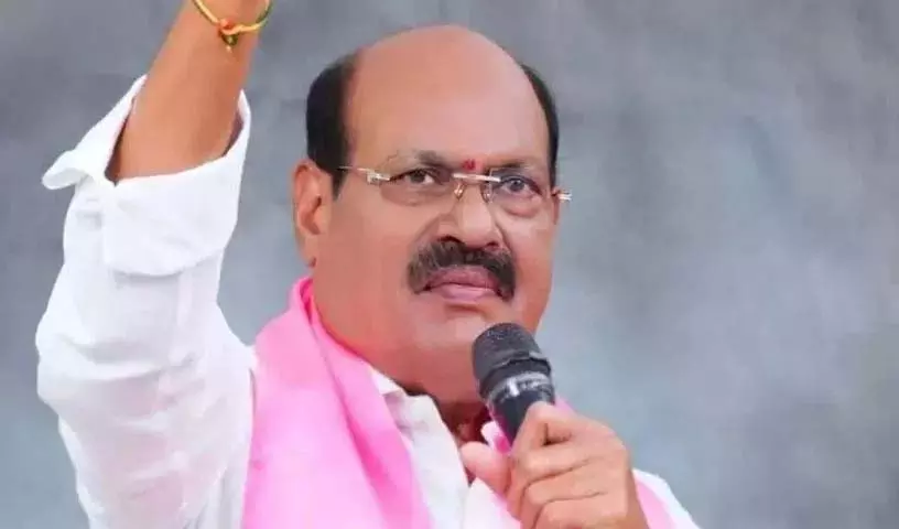 पोचारम श्रीनिवास रेड्डी पर स्पीकर का फैसला अलोकतांत्रिक है: पूर्व MLA बाजीरेड्डी पोचारम श्रीनिवास रेड्डी पर स्पीकर का फैसला अलोकतांत्रिक है: पूर्व MLA बाजीरेड्डी