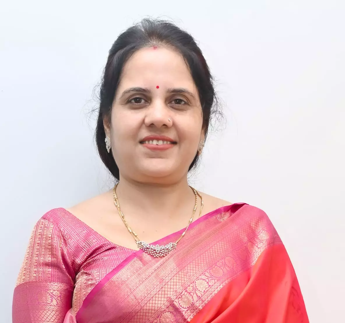 पार्षद अपने-अपने वार्ड के नागरिकों को पीएम सूर्यघर योजना का लाभ उठाने जागरूक बनाएं : मेयर मीनल चौबे पार्षद अपने-अपने वार्ड के नागरिकों को पीएम सूर्यघर योजना का लाभ उठाने जागरूक बनाएं : मेयर मीनल चौबे