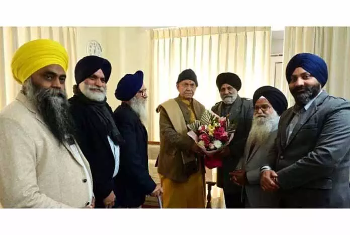 प्रतिनिधिमंडल ने LG से मुलाकात की प्रतिनिधिमंडल ने LG से मुलाकात की