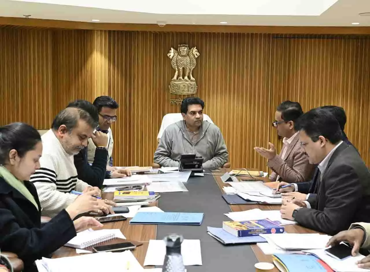 Delhi सरकार से मांग, गिग व निर्माण श्रमिकों के लिए सामाजिक सुरक्षा लागू हो Delhi सरकार से मांग, गिग व निर्माण श्रमिकों के लिए सामाजिक सुरक्षा लागू हो