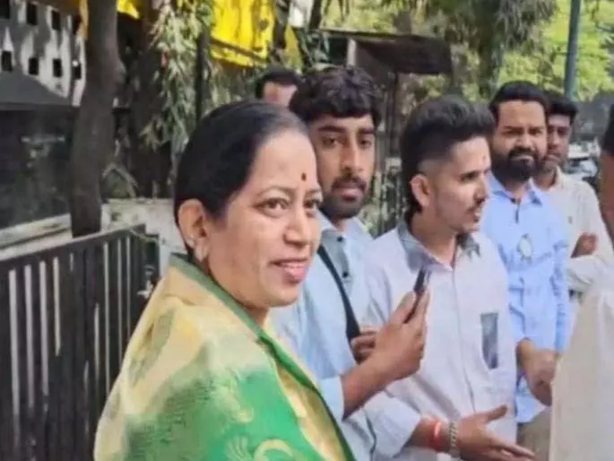 Gaja Marne की पत्नी जयश्री मार्ने टिकट न मिलने के बाद हार गईं Gaja Marne की पत्नी जयश्री मार्ने टिकट न मिलने के बाद हार गईं