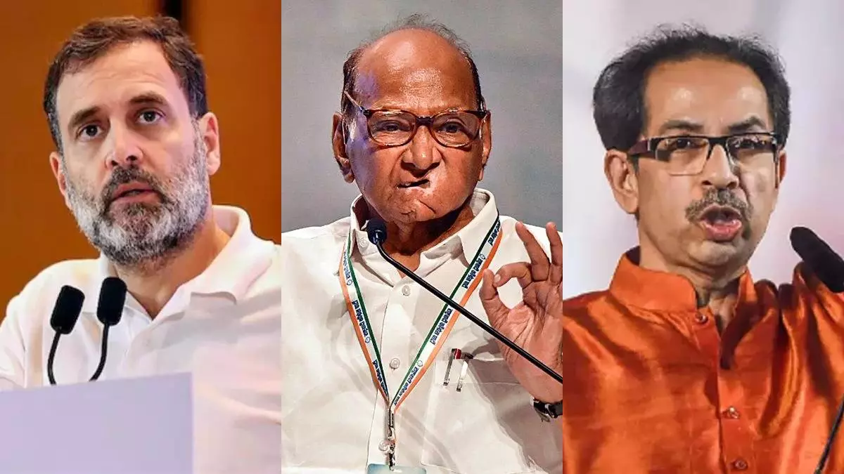 Mumbai: महाराष्ट्र में राजनीतिक टकराव, ठाकरे-पवार तनाव Mumbai: महाराष्ट्र में राजनीतिक टकराव, ठाकरे-पवार तनाव