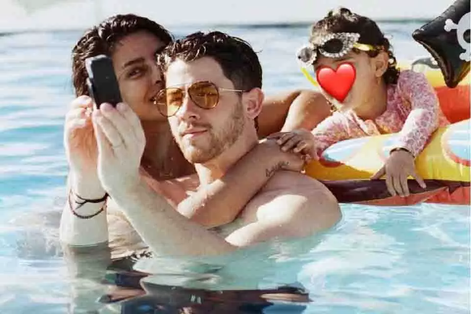 Priyanka चोपड़ा और निक जोनास की बेटी मालती अब चार महीने की Priyanka चोपड़ा और निक जोनास की बेटी मालती अब चार महीने की