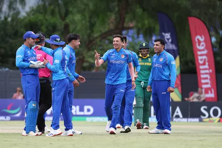 अंडर 19 वर्ल्ड कप: अफगानिस्तान के अभियान की शानदार शुरुआत, साउथ अफ्रीका को 28 रन से हराया अंडर 19 वर्ल्ड कप: अफगानिस्तान के अभियान की शानदार शुरुआत, साउथ अफ्रीका को 28 रन से हराया
