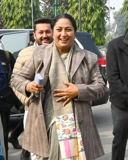 पीएम मोदी के नेतृत्व में महाराष्ट्र के नगर निगम चुनावों में भाजपा-शिवसेना गठबंधन की प्रचंड विजय : रेखा गुप्ता पीएम मोदी के नेतृत्व में महाराष्ट्र के नगर निगम चुनावों में भाजपा-शिवसेना गठबंधन की प्रचंड विजय : रेखा गुप्ता