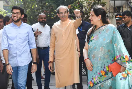 परभणी नगर निगम में सबसे बड़ी पार्टी बनकर उभरी शिवसेना (यूबीटी) परभणी नगर निगम में सबसे बड़ी पार्टी बनकर उभरी शिवसेना (यूबीटी)