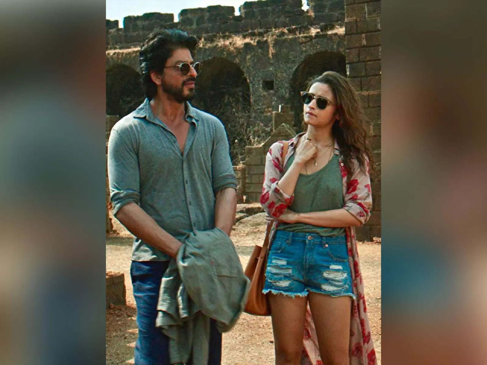 Alia Bhatt ने शाहरुख खान को बताया अपना पसंदीदा सह-अभिनेता Alia Bhatt ने शाहरुख खान को बताया अपना पसंदीदा सह-अभिनेता