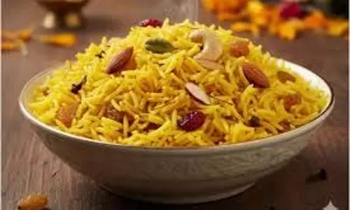Saraswati Puja Special : बसंत पंचमी पर घर में बनाएं खिली-खिली बसंती पुलाव