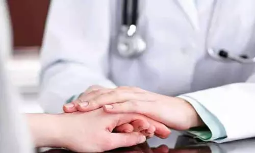 Tamil Nadu : सरकारी डॉक्टर काउंसिल मीटिंग में सैलरी बढ़ाने की घोषणा पर अड़े Tamil Nadu : सरकारी डॉक्टर काउंसिल मीटिंग में सैलरी बढ़ाने की घोषणा पर अड़े