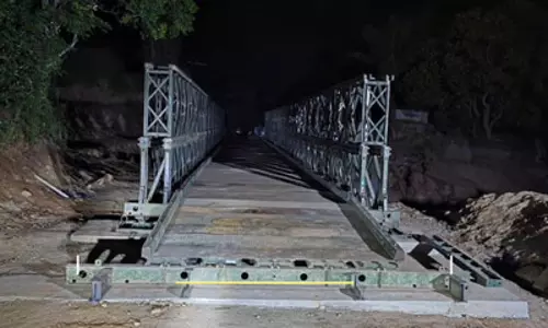 दित्वाह की मार से उबरता श्रीलंका, ऑपरेशन सागर बंधु के तहत भारतीय सेना ने बहाल किया अहम रास्ता दित्वाह की मार से उबरता श्रीलंका, ऑपरेशन सागर बंधु के तहत भारतीय सेना ने बहाल किया अहम रास्ता