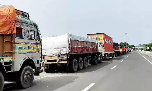 MP : खंडवा-इंदौर रोड पर 19 जनवरी से 7 दिनों के लिए भारी वाहनों पर रोक MP : खंडवा-इंदौर रोड पर 19 जनवरी से 7 दिनों के लिए भारी वाहनों पर रोक