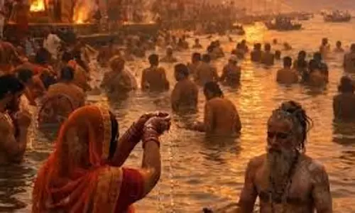 Mauni Amavasya 2026: मौनी अमावस्या पर घर पर ऐसे करें पवित्र स्नान जानें शुभ मुहूर्त Mauni Amavasya 2026: मौनी अमावस्या पर घर पर ऐसे करें पवित्र स्नान जानें शुभ मुहूर्त