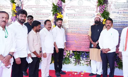 Telangana CM ने पीएम से मुलाकात को बताया औपचारिक, एजेंडे के आरोप खारिज Telangana CM ने पीएम से मुलाकात को बताया औपचारिक, एजेंडे के आरोप खारिज