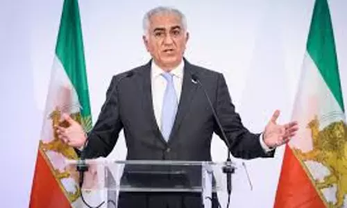 Iran संकट पर रेजा पहलवी का बयान, वैश्विक कार्रवाई की मांग Iran संकट पर रेजा पहलवी का बयान, वैश्विक कार्रवाई की मांग