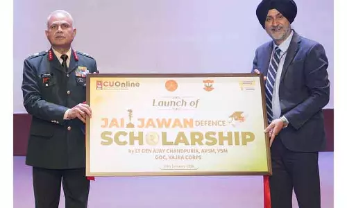 चंडीगढ़ यूनिवर्सिटी ने डिफेंस पर्सनेल के परिवार के लिए CU ऑनलाइन जय जवान स्कॉलरशिप शुरू की चंडीगढ़ यूनिवर्सिटी ने डिफेंस पर्सनेल के परिवार के लिए CU ऑनलाइन जय जवान स्कॉलरशिप शुरू की
