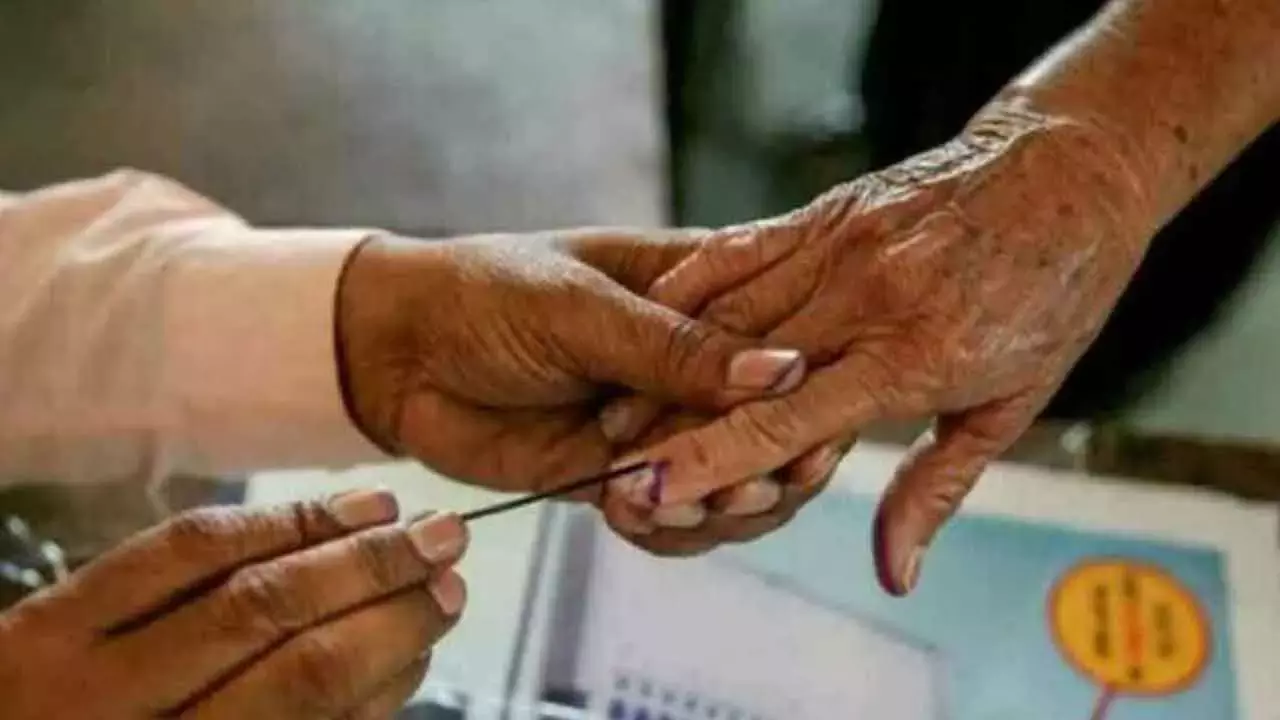 Officials को नगर निगम चुनावों के लिए आरक्षण को अंतिम रूप देने का आदेश दिया गया