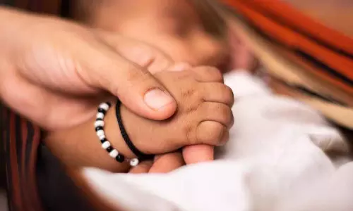 Mandi district में सड़क किनारे नवजात का शव मिला Mandi district में सड़क किनारे नवजात का शव मिला