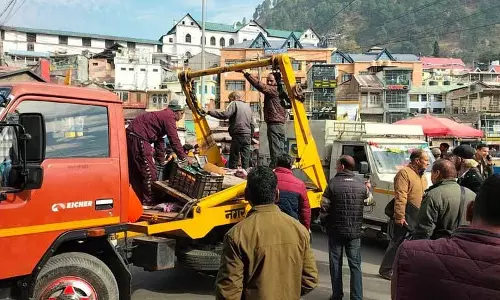 Chamba में दूसरे दिन भी अतिक्रमण हटाया गया