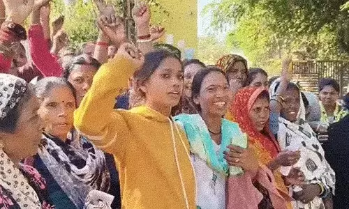 कामवाली बाई हड़ताल में, डॉक्टर-वकील यहां नहीं बनी सुबह की चाय कामवाली बाई हड़ताल में, डॉक्टर-वकील यहां नहीं बनी सुबह की चाय
