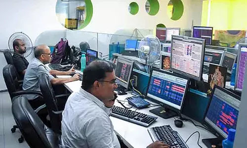 वीकली रिव्यू: कमाई में बढ़त, ग्लोबल चिंताओं के बीच भारतीय बाज़ार सपाट खत्म