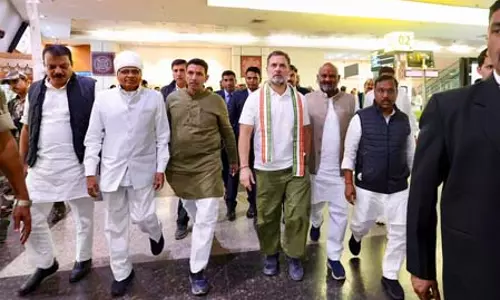 राहुल गांधी ने इंदौर के दूषित जल पीड़ितों से मुलाकात की राहुल गांधी ने इंदौर के दूषित जल पीड़ितों से मुलाकात की