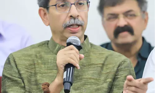 Mumbai का भविष्य तय करने में कठिनाई, मराठी समुदाय की लड़ाई जारी: सामना Mumbai का भविष्य तय करने में कठिनाई, मराठी समुदाय की लड़ाई जारी: सामना
