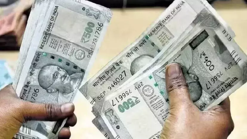 Telangana में महंगाई भत्ते पर सरकार के रुख से संगठनों में गुस्सा Telangana में महंगाई भत्ते पर सरकार के रुख से संगठनों में गुस्सा