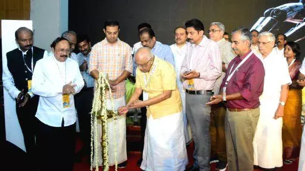Kerala: बिजली मंत्री के कृष्णनकुट्टी का बयान; घरेलू उद्योगों के लिए सहयोग जारी Kerala: बिजली मंत्री के कृष्णनकुट्टी का बयान; घरेलू उद्योगों के लिए सहयोग जारी
