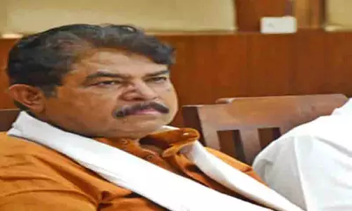 Karnataka: बीजेपी ने दुर्व्यवहार के खिलाफ सख्त कार्रवाई की मांग की
