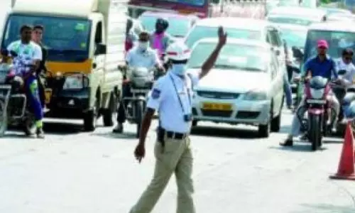 Hyderabad पुलिस ने चौमहल्ला पैलेस में ट्रैफिक पर रोक लगाई
