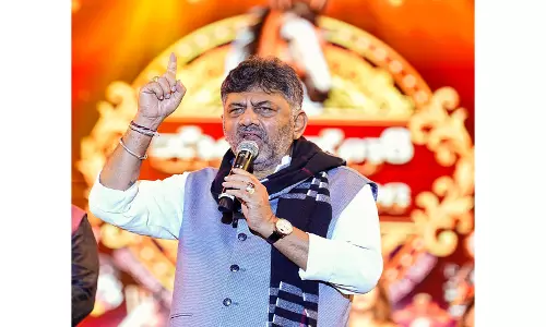 Shivakumar ने असम चुनावों से पहले दावोस यात्रा रद्द की Shivakumar ने असम चुनावों से पहले दावोस यात्रा रद्द की