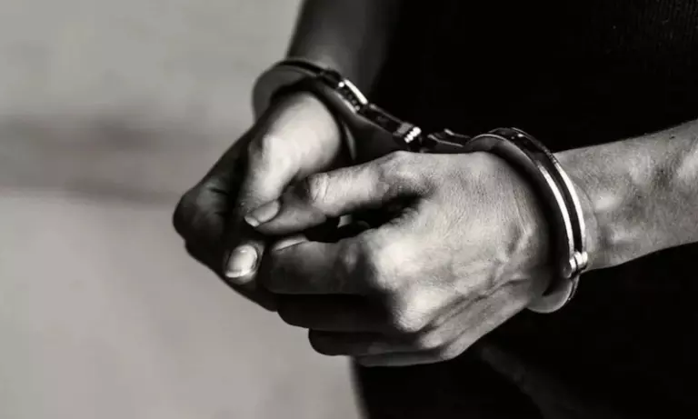 Manipur पुलिस ने अश्लील तस्वीरें वायरल करने वाले आरोपी को पकड़ा