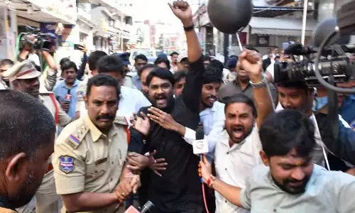 अगर हम वजूद के लिए लड़ रहे हैं तो Illegal arrests गलत हैं: तलसानी साई किरण यादव