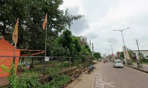 जुनवानी में बार लाइसेंस दिए जाने की चर्चा जुनवानी में बार लाइसेंस दिए जाने की चर्चा