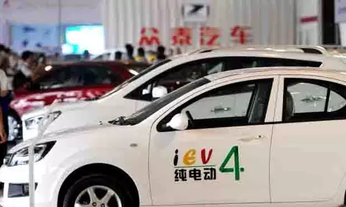 चीन के साथ EV डील से कनाडा के घरेलू ऑटो प्रोडक्शन को खतरा चीन के साथ EV डील से कनाडा के घरेलू ऑटो प्रोडक्शन को खतरा