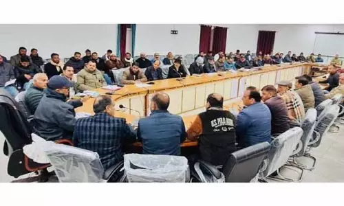 Javed Rana ने मेंढर में जनसंपर्क कार्यक्रम किया Javed Rana ने मेंढर में जनसंपर्क कार्यक्रम किया